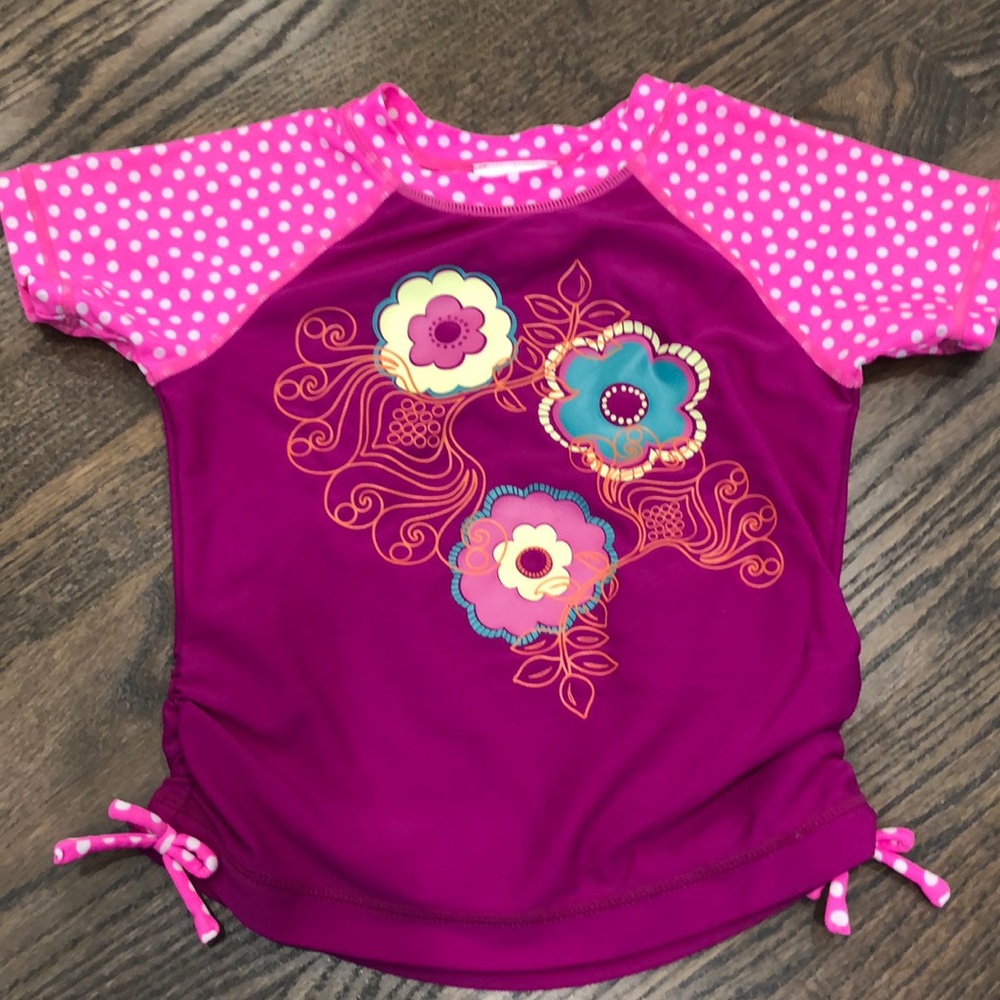 Hanna Andersson girls’ rashguard